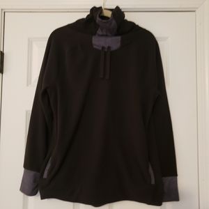 Maternity athletic fleece top